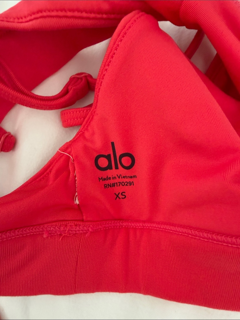 Alo Splendor Bra Candy Cane - Picture 4 of 4